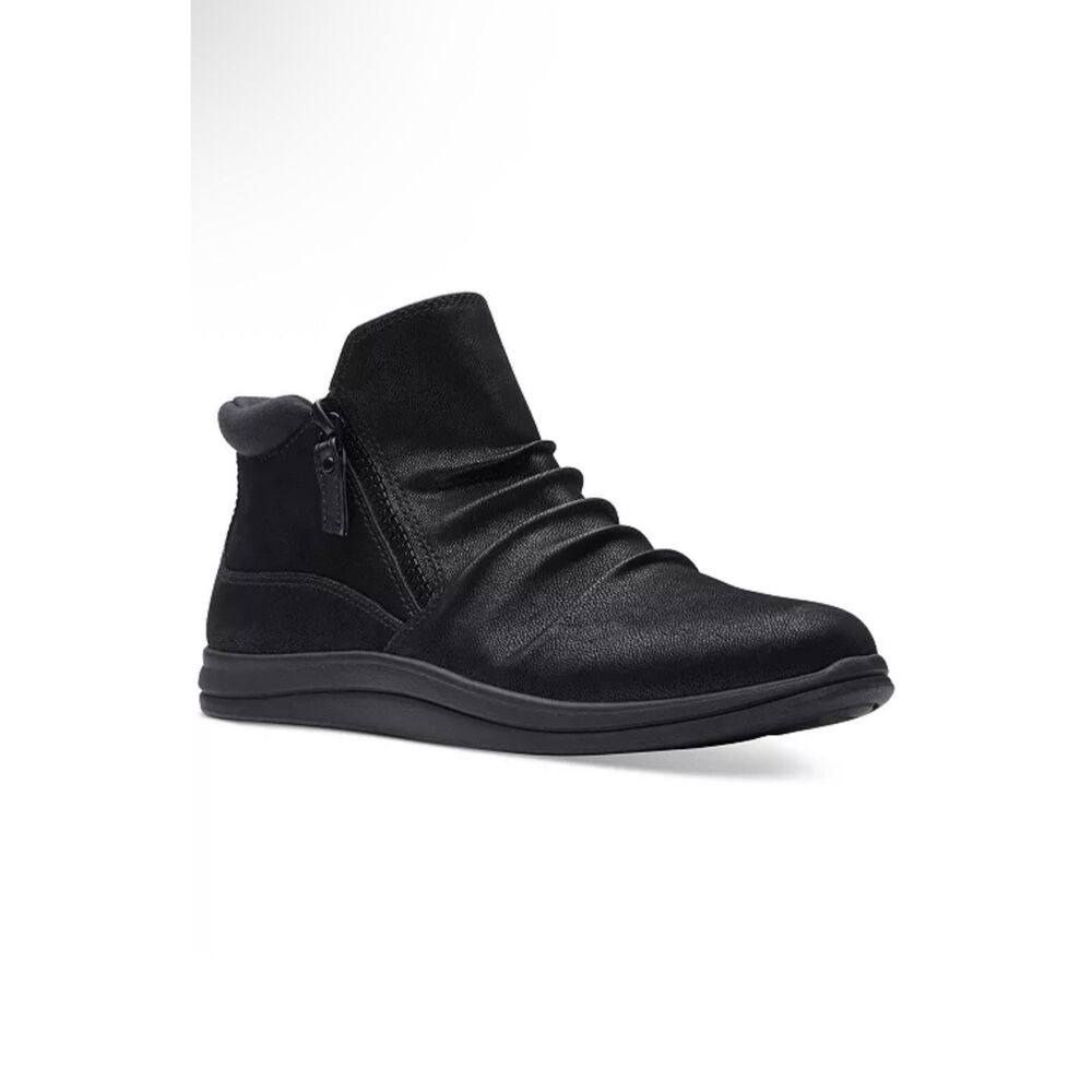 NIB Clarks Breeze Range Ruched Side Zip Ankle Booties Black Women's 8 EU 39